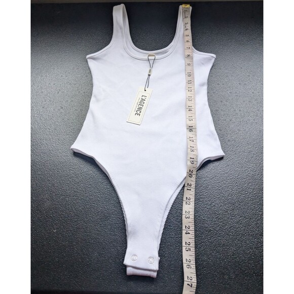 L'agence Nica Scoop Neck Bodysuit White Ribbed Stretch Snap Buttons Size Small - Picture 7 of 12